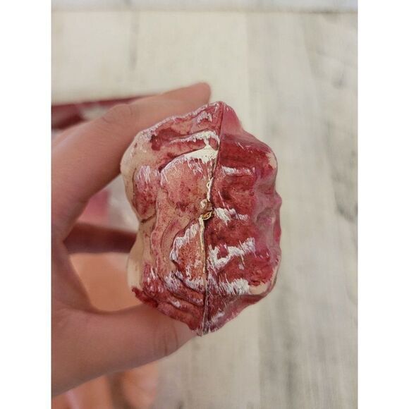 Severed hand set zombie Halloween scary blood lawn prop - Picture 8 of 8